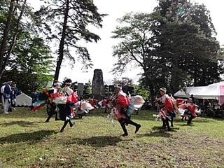 駒踊り、子供たちが頑張っています(^^)v